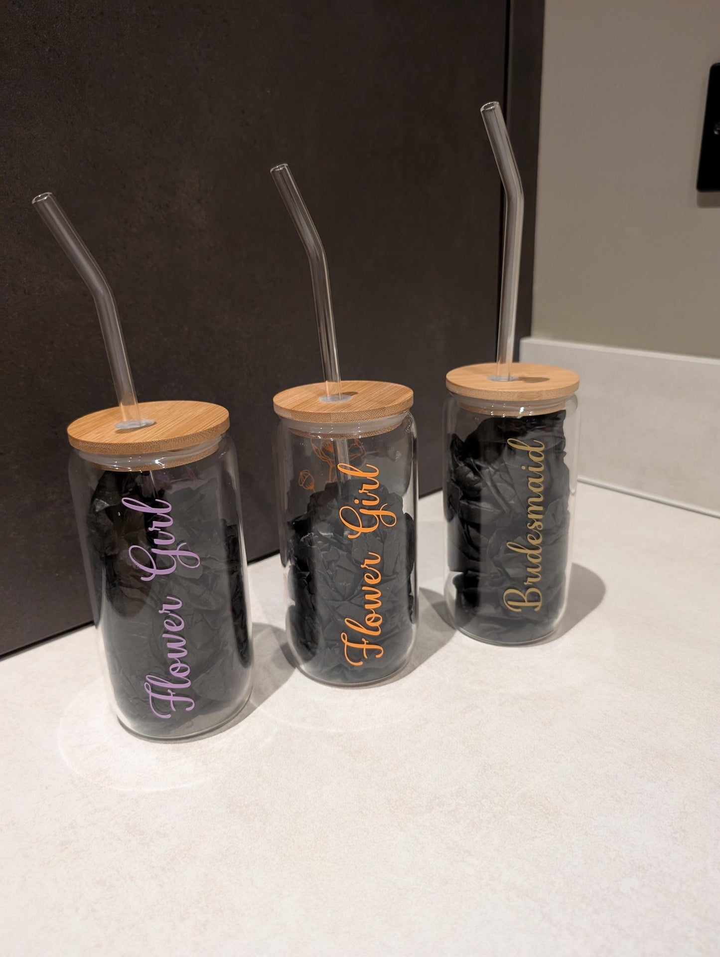 Bridesmaid & Flower Girl Glass Cup with Bamboo Lid & Straw - Custom Wedding Party Tumbler - Hen Do Gift or Favour
